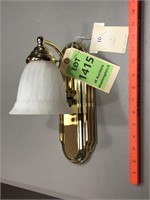 Single polished brass wall light fixture