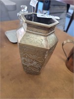 DECORATIVE CHINA BRASS VASE