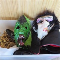 Halloween Masks & Decor