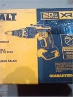 Dewalt Xr S Crew Gun. H Battery Included.