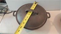 4.5 Qt Cast Iron Dutch Oven w/Lid *Some Rust