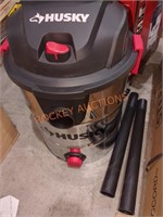 Husky 10 Gallon Stainless Steel Wet Dry Vacuum
