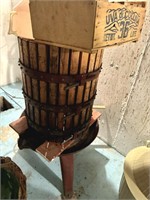 WINE MAKING PRESS