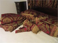 GOLD & WINE COLORED COMFORTER, PILLOWS, SHAMS &
