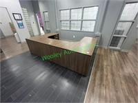 Laminated Wood Receptionist Desk