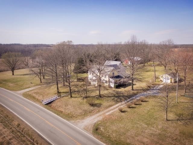 4 Bedroom Home & 6 Outbuildings on 5 Acres
