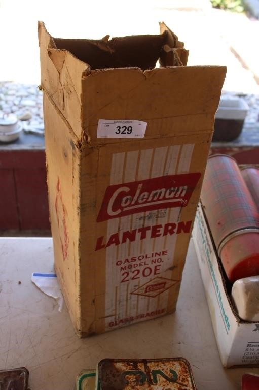 Coleman lantern