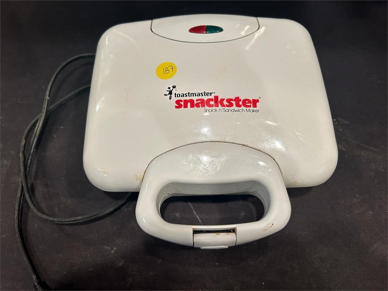 Toastmaster Snackster - Snack And Sandwich Maker