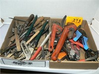 2 FLATS HAND TOOLS WITH PIPE WRENCHES, PLIERS,