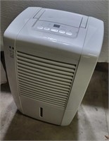 Frigidaire Dehumidifier - works