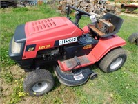 HUSKEE EASY CUT RIDING LAWN MOWER