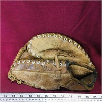 Spalding Baseball Glove (Vintage)