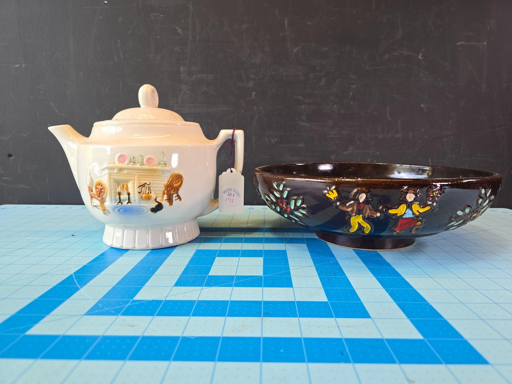Vintage Porcelier teapot & Red Wing Pottery bowl