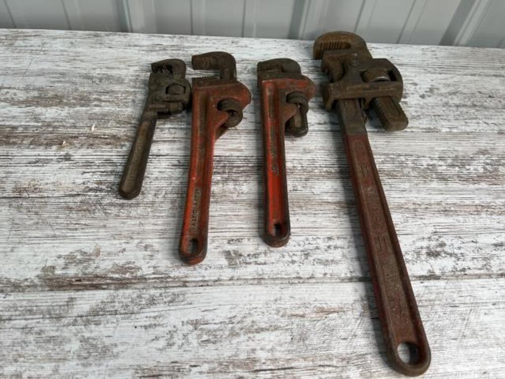 4 Pipe Wrenches