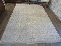 beautiful 6.5' x 10' area rug great condition
