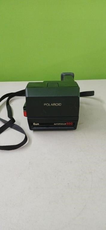 Vintage Polaroid 600 Land Camera (Not Tested)
