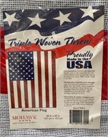 W - AMERICAN FLAG (Q159)