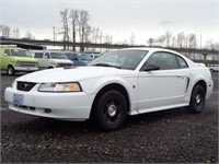 2000 Ford Mustang 2D Coupe