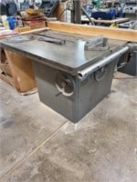 Rockwell industrial tilting table saw Model 12/14