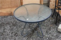 GLASS TOP PATIO TABLE - 32"X28"
