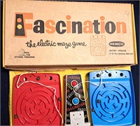 FASCINATION THE ELECTRIC MAZE BOARD GAME BY REMCO