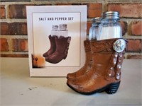 Cowboy boot salt & pepper set