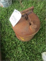 1542) 5gal vintage gas can