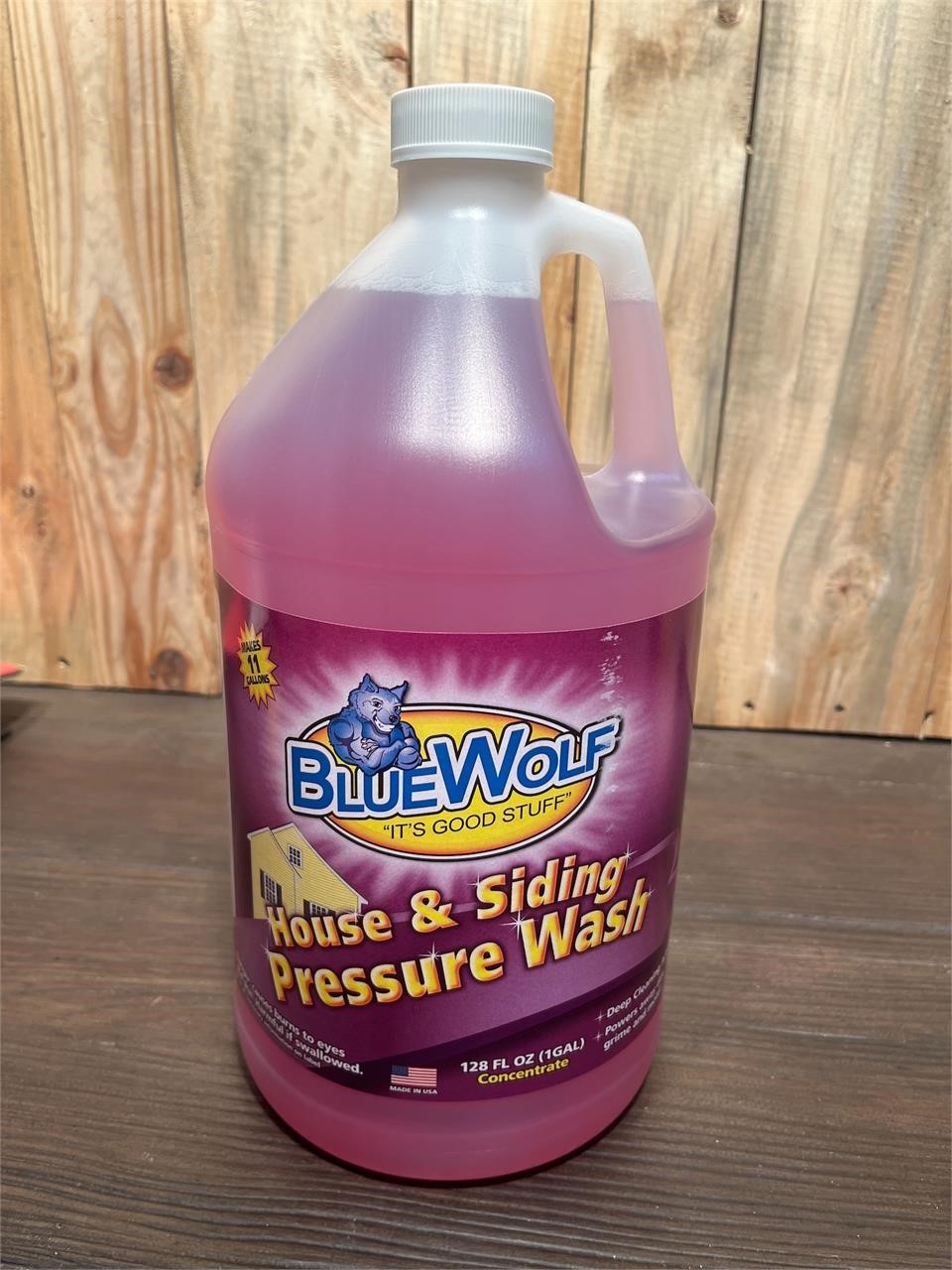 Blue Wolf 128-oz Pressure Washer Cleaner