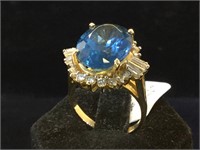 14k GOLD, TOPAZ & DIAMOND RING, size 7, 8.5g (tw)