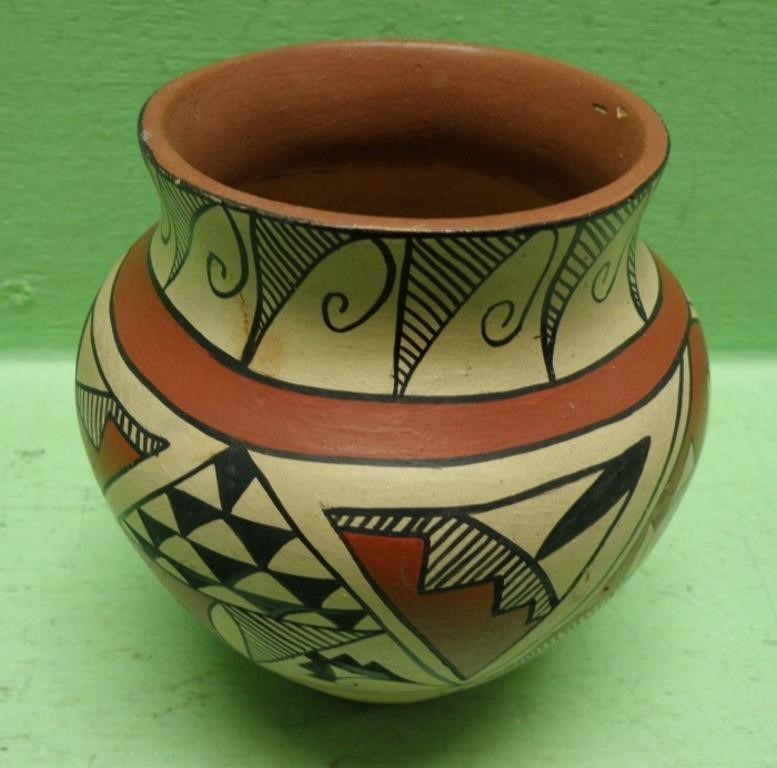 6" Jemez Pottery Signed S.Y. Tosa