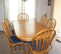 Dining Table 72"x 42" with One Ext, 6 Chairs and