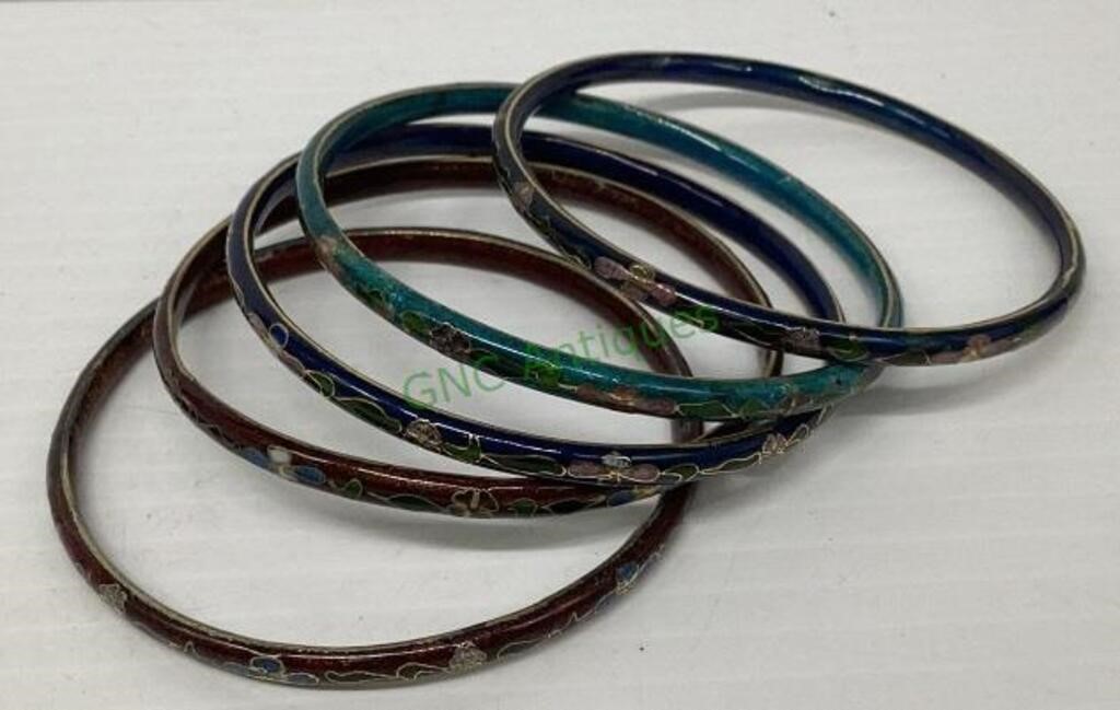 Beautiful lot of five cloisonné bangle bracelets.