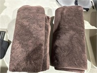 2-BROWN BATH TOWELS