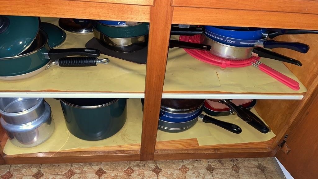 Pots & pans - variety of brands - 2 shelves lot