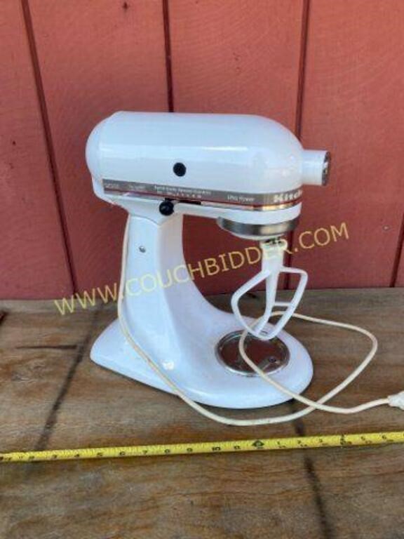 White Kitchen Aid Mixer