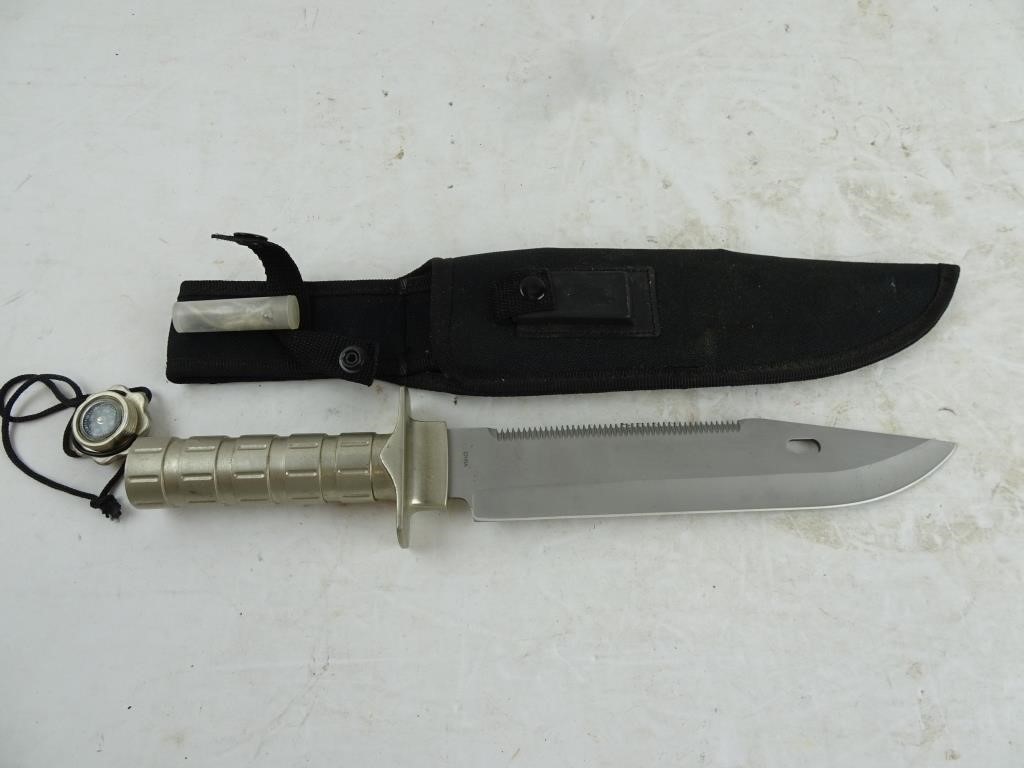 Frost Cutlery Survival Knife in Sheath