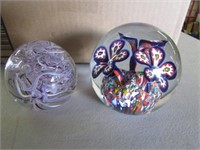 2 paperweights