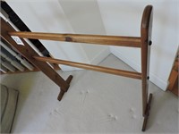 Wood Two Bar Quilt Rack