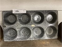 Vintage Agate Muffin Pan