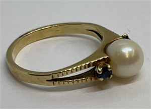 14KT Gold, Pearl & Blue Sapphire Accent Ring