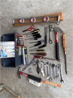 Level, Hammers, Screwdrivers, Wrenches etc