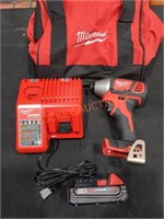 Milwaukee M18 Compact 1/4" Hex Impact Driver Kit