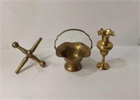 3 Vintage Brass items: Jack, Basket, & Urn U15B