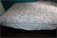 Double Bed & Bedding 51x72L