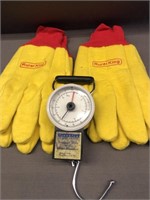 2- PAIR OF COTTON WORK GLOVES AND A LUGGAGE SCALE
