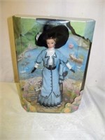 1997 Promenade in the Park 1st Edition Barbie NOS