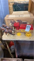 Ertyl horse & wagon metal bank
