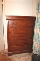 Nice Wooden Chest of Drawers