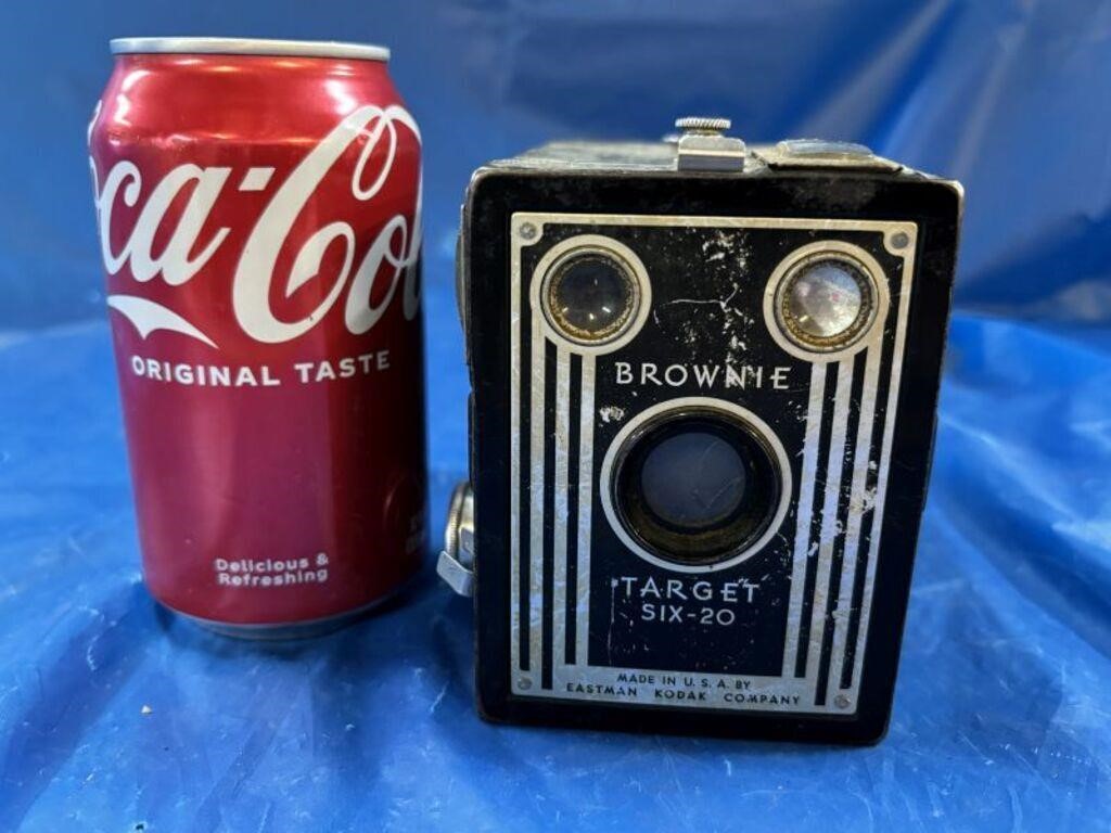 Vintage Brownie Target Six-20 Camera