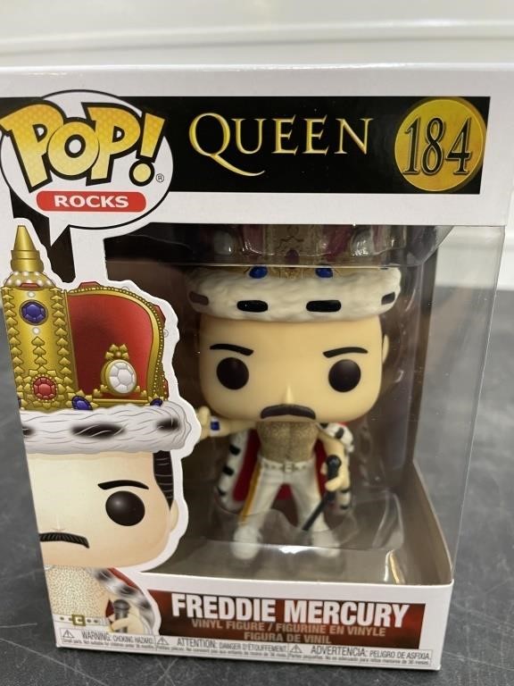 Pop "Queen" Freddie Mercury